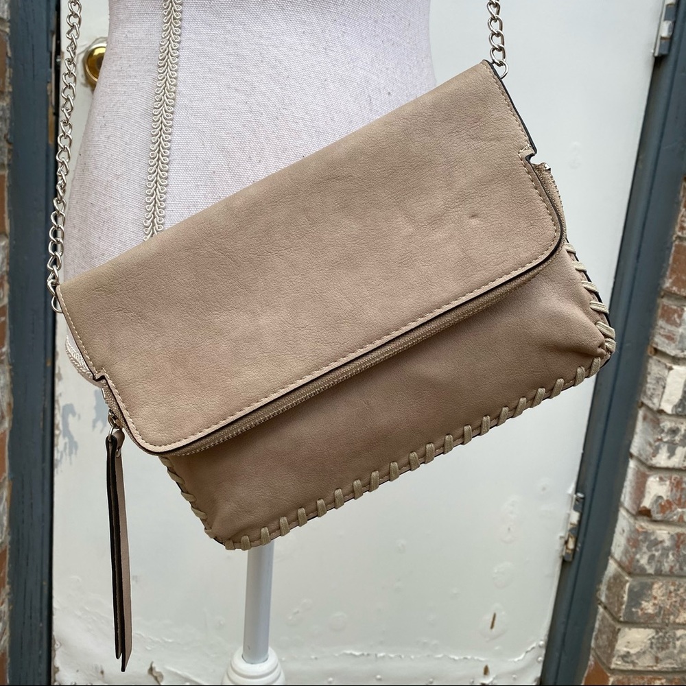 NWT urban expressions solid tan crossbody - Picture 6 of 10